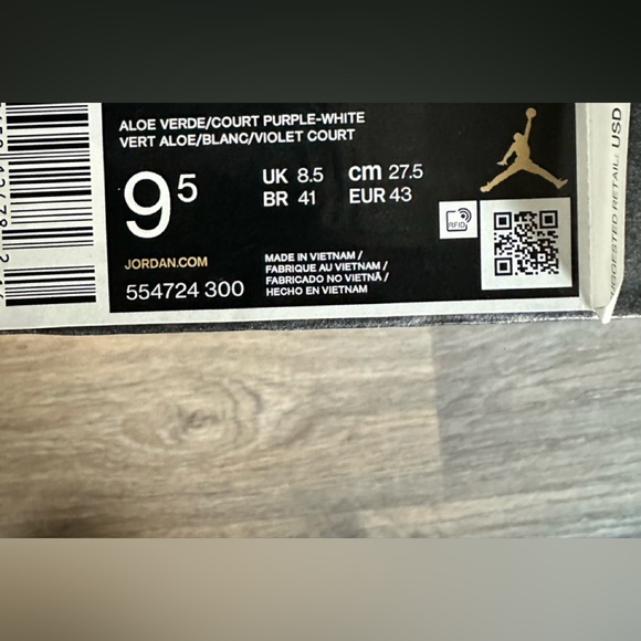 AIR JORDAN 1 MID, size Men’s 9.5, - Picture 5 of 6